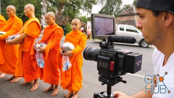 Full Time Filmmaker – Travel Video Pro – Shooting & Editing Travel Videos